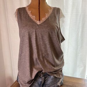 Women's sleeveless top